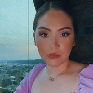 Meet your Posher, Mayra